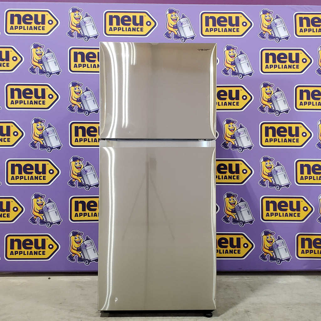 Pictures of Samsung 18 cu. ft. Standard Depth Top Freezer Refrigerator in Stainless Steel with All-Around Cooling RT18DG6700SR - Scratch & Dent (Minor) - Neu Appliance Outlet - Discount Appliance Outlet in Austin, Tx