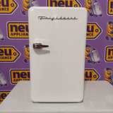 Frigidaire 3.2-cu ft Mini Fridge in White EFR372-WHITE-COM - Scratch & Dent (Minor)