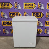 Vissani 5.0 cu. ft. Manual Defrost Chest Freezer with LED Light in White, Garage Ready 251315SD1098 - HMCF5W5 - Scratch & Dent (Moderate)