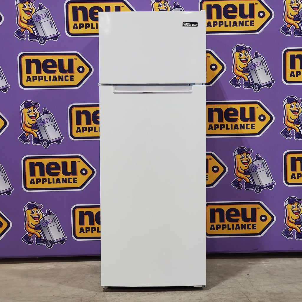 Pictures of Magic Chef 7.4 cu. ft. 2-Door Compact Fridge MCDR740WE - Scratch & Dent (Minor) - Neu Appliance Outlet - Discount Appliance Outlet in Austin, Tx