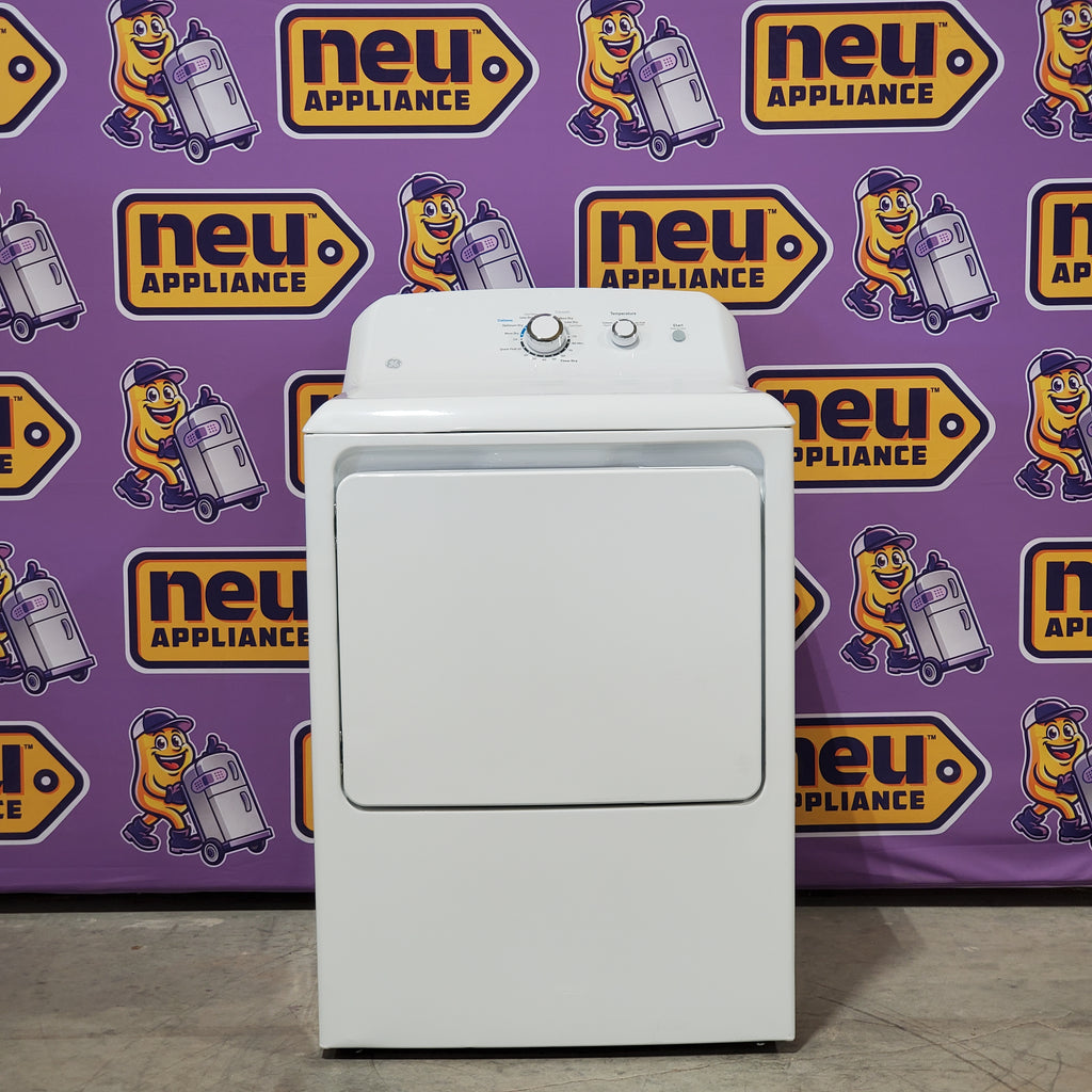 Pictures of GE 6.2 cu. ft. Capacity Gas Dryer with Up To 120 ft. Venting and Shallow Depth in White GTX33GASKWW - Scratch& Dent (Minor) - Neu Appliance Outlet - Discount Appliance Outlet in Austin, Tx