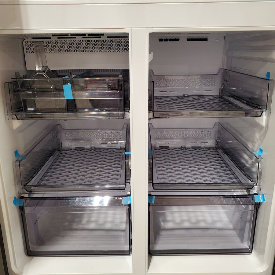 Samsung Bespoke 4-Door Flex™ Refrigerator (29 cu. ft.) with Beverage Center™ 22SD027 - RF29DB9600AP - Scratch & Dent (Minor)