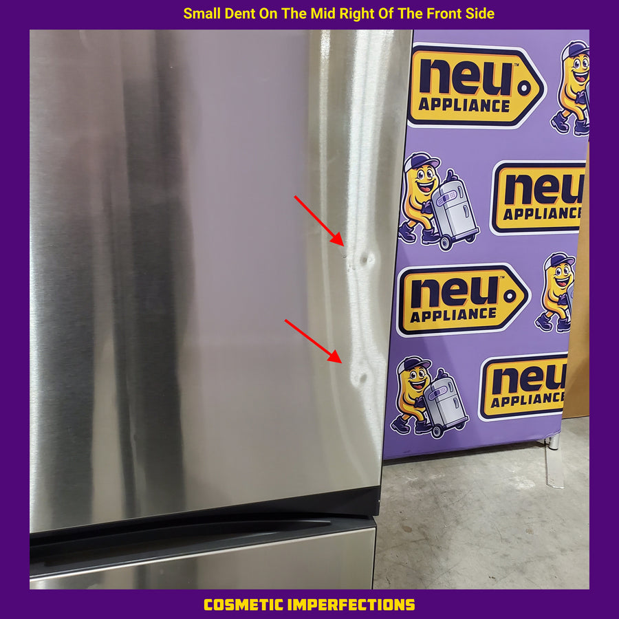 Samsung Bespoke 3-Door French Door Refrigerator (30 cu. ft.) with Beverage Center™ in Stainless Steel with Auto Fill Water Pitcher 251310SD903 - RF30BB6600QL - Scratch & Dent (Major)