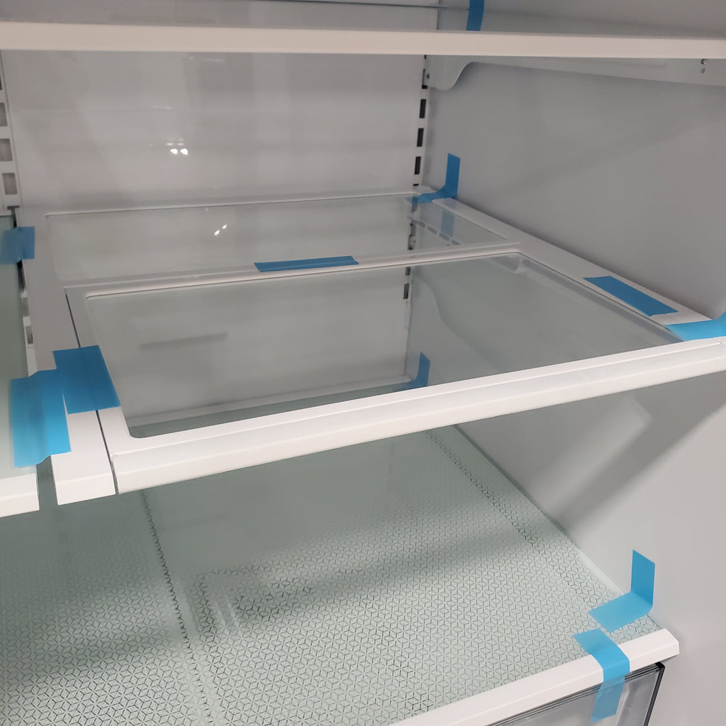 Pictures of Hisense PureFlat 25.6-cu ft 4-Door Smart French Door Refrigerator with Ice Maker, Water and Ice Dispenser (Stainless Steel) ENERGY STAR - Scratch and Dent (Minor) - Neu Appliance Outlet - Discount Appliance Outlet in Austin, Tx