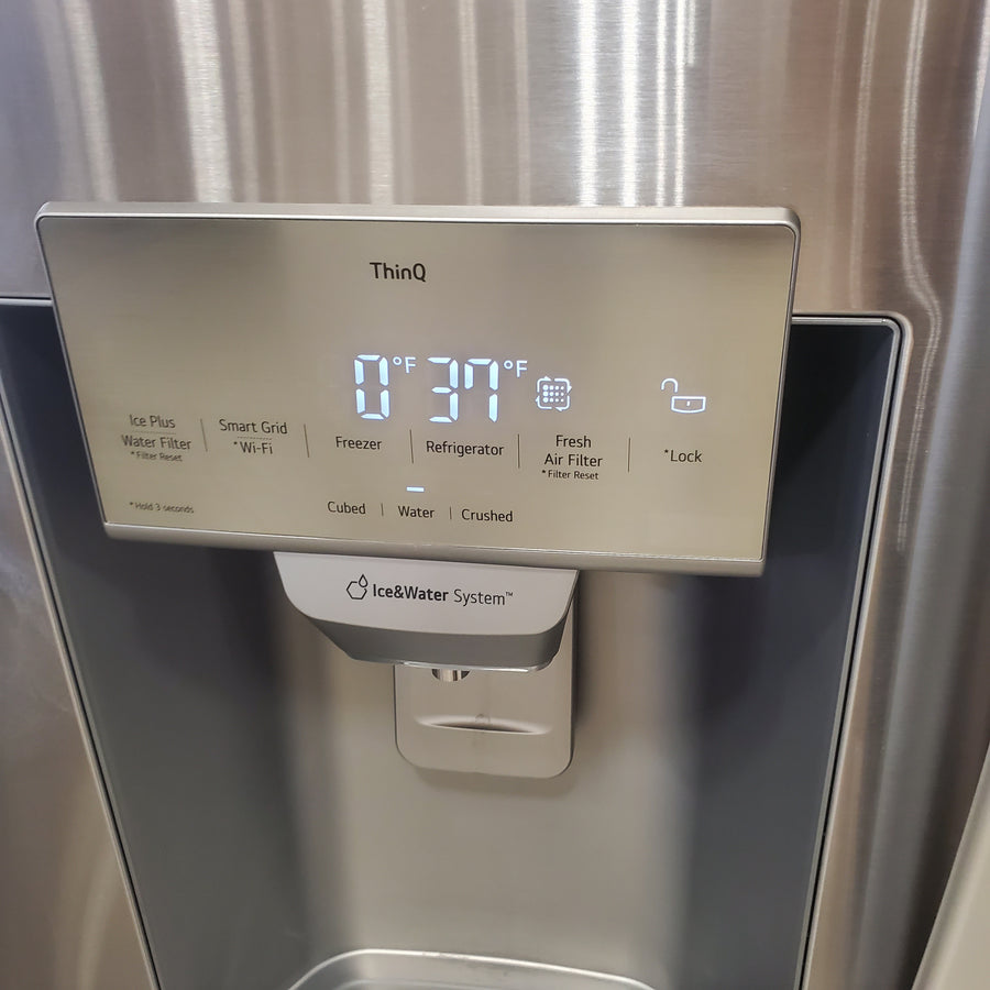 LG 27.8-cu ft 4-Door French Door Refrigerator with Dual Ice Maker in Fingerprint Resistant Steel LRMXS2806S - Scratch & Dent (Moderate)