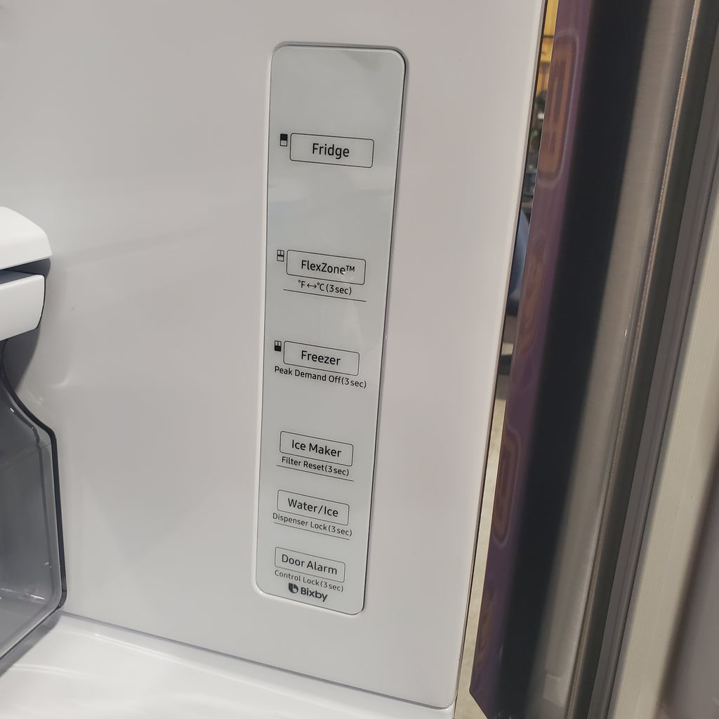 Pictures of Samsung 28-cu ft 4-Door Smart French Door Refrigerator with Ice Maker (Fingerprint Resistant Stainless Steel) ENERGY STAR-RF28R7201SR-Scratch and Dent (Minor) - Neu Appliance Outlet - Discount Appliance Outlet in Austin, Tx