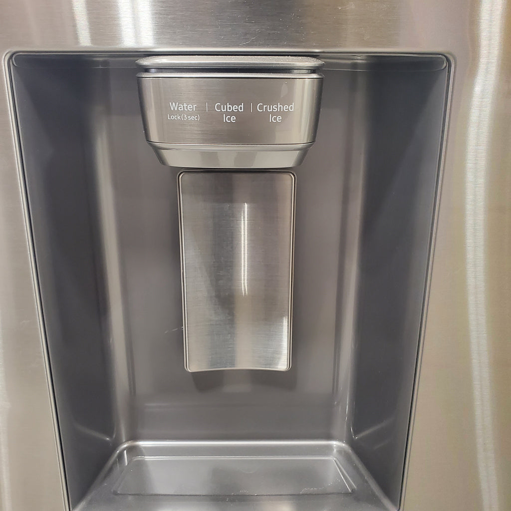 Pictures of Samsung 28-cu ft 4-Door Smart French Door Refrigerator with Ice Maker (Fingerprint Resistant Stainless Steel) ENERGY STAR-RF28R7201SR-Scratch and Dent (Minor) - Neu Appliance Outlet - Discount Appliance Outlet in Austin, Tx