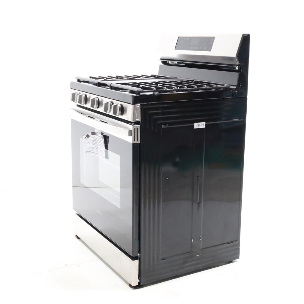 Pictures of Stainless Steel Samsung 6.0 cu. ft. 5 Burner Freestanding Gas Range with Integrated Griddle - Scratch & Dent - Major - Neu Appliance Outlet - Discount Appliance Outlet in Austin, Tx