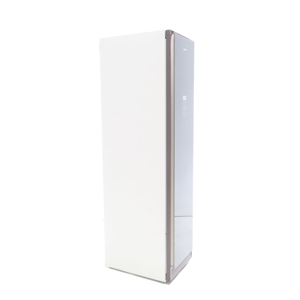 Pictures of 20.88 in. Dark Black Samsung AirDresser Upright Steamer with Air Hangers DF60R8200DG - Scratch & Dent - Minor - Neu Appliance Outlet - Discount Appliance Outlet in Austin, Tx