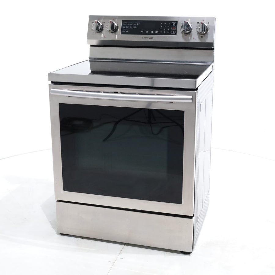 Stainless Steel Samsung 5.9 cu. ft. Freestanding 5 Heating Element Smooth Cooktop Electric Range with True Convection - Certified Refurbished