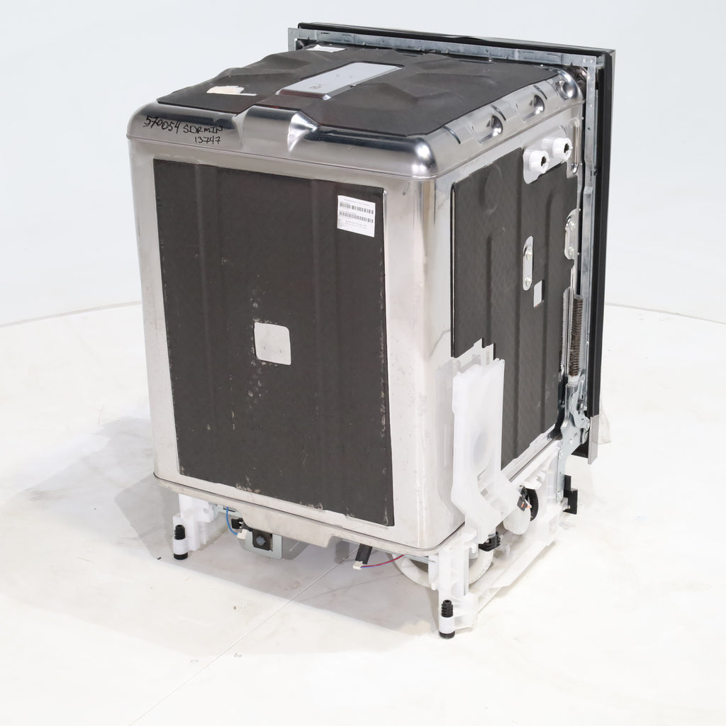 Pictures of 24 in. Fingerprint Resistant Stainless Steel ENERGY STAR Whirlpool Built In Dishwasher with 3rd Rack - WDT750SAKZ - 13747 - Scratch & Dent - Minor - Neu Appliance Outlet - Discount Appliance Outlet in Austin, Tx