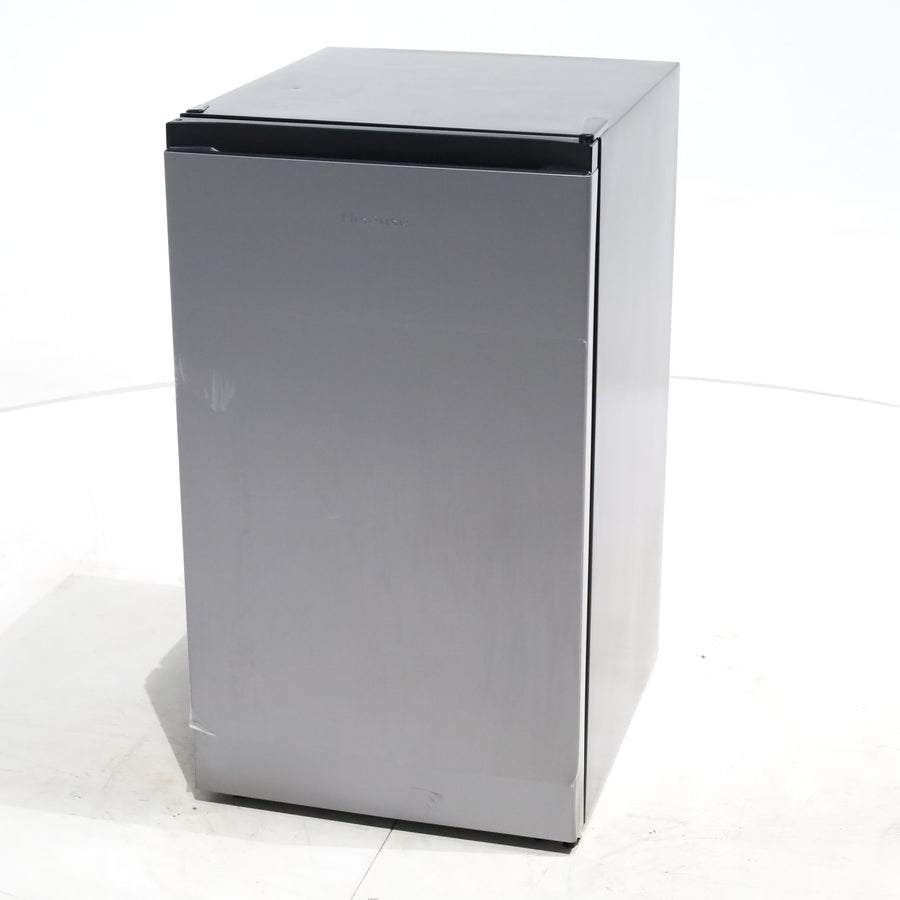 18.7 in. Silver ENERGY STAR Hisense 4.4 cu. ft. Mini Fridge with 2L Beverage Storage - Scratch & Dent - Minor