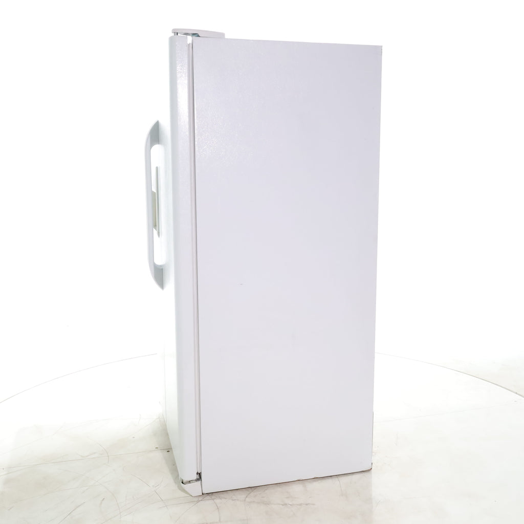 Pictures of White Frigidaire 25.6 cu. ft. Side by Side Refrigerator with External Water and Ice Dispenser - Certified Refurbished - Neu Appliance Outlet - Discount Appliance Outlet in Austin, Tx