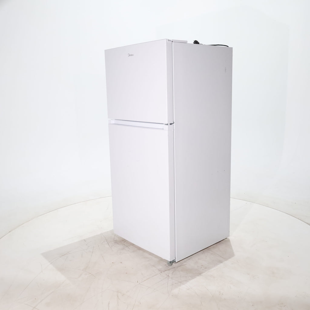 Pictures of White ENERGY STAR Midea 18.1 cu. ft. Top Freezer Refrigerator with Reversible Door - Scratch & Dent - Minor - Neu Appliance Outlet - Discount Appliance Outlet in Austin, Tx