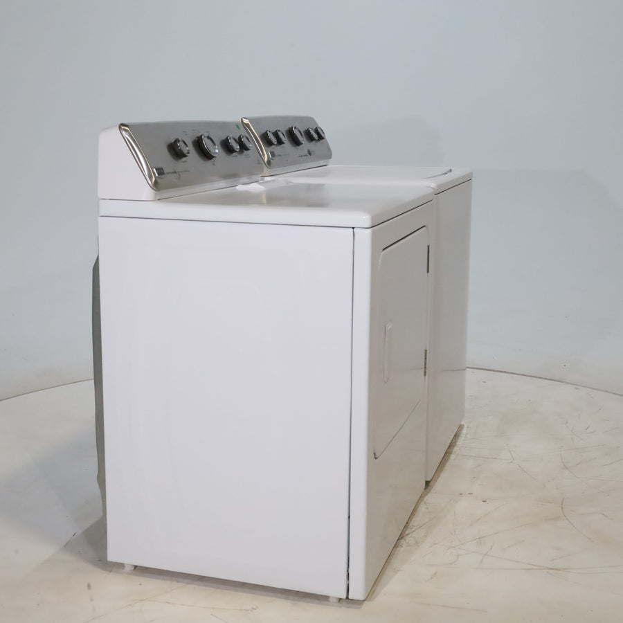 *Manager Special* Maytag ENERGY STAR 3.8 cu ft Top-Load Washing Machine with Self-Clean Feature and 7.0 cu. ft. Electric Dryer with IntelliDry Sensor - Certified Refurbished