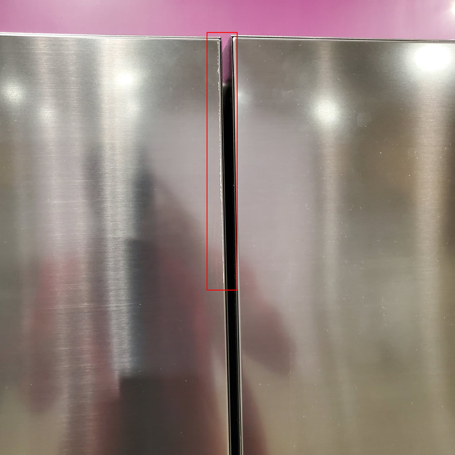 Samsung Bespoke 4-Door Flex™ Refrigerator (29 cu. ft.) with Beverage Center™ 22SD027 - RF29DB9600AP - Scratch & Dent (Minor)