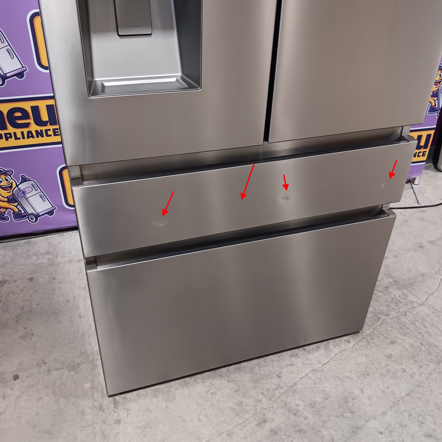Hisense PureFlat 25.6-cu ft 4-Door Smart French Door ENERGY STAR Refrigerator in Stainless Steel with Ice Maker, Water and Ice Dispenser HRM260N6TSE - Scratch & Dent (Minor)