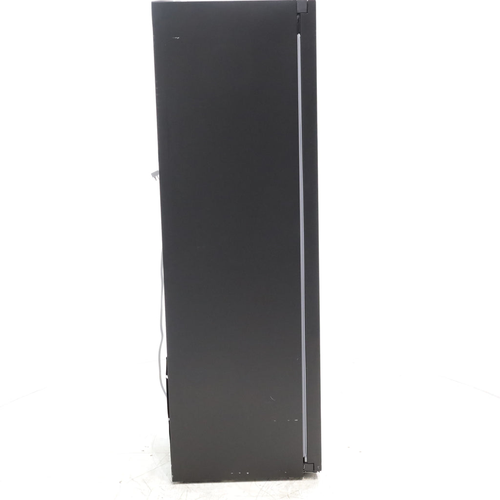 Pictures of Crystal Mirror Finish Samsung Bespoke AirDresser with Steam Refresh - Scratch & Dent - Minor - Neu Appliance Outlet - Discount Appliance Outlet in Austin, Tx