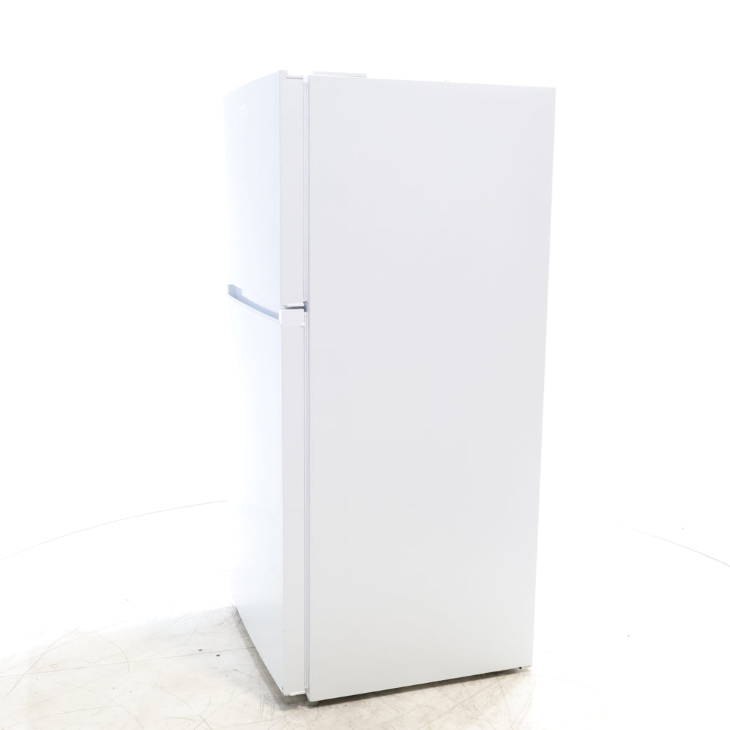 Pictures of White ENERGY STAR Midea 18.1 cu. ft. Top Freezer Refrigerator with Reversible Door - Scratch & Dent - Minor - Neu Appliance Outlet - Discount Appliance Outlet in Austin, Tx
