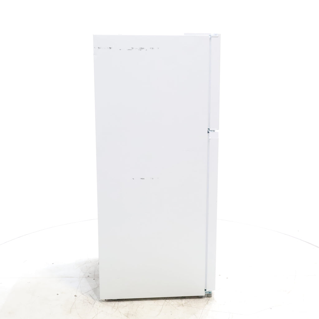 Pictures of White ENERGY STAR Midea 18.1 cu. ft. Top Freezer Refrigerator with Reversible Door - Scratch & Dent - Minor - Neu Appliance Outlet - Discount Appliance Outlet in Austin, Tx