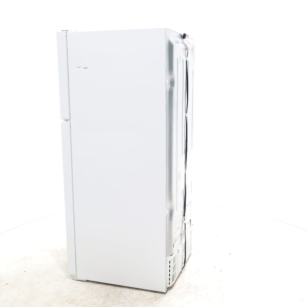 Pictures of White Frigidaire 18.3 cu. ft. Top Freezer Refrigerator with Garage-Ready Design - Scratch & Dent - Moderate - Neu Appliance Outlet - Discount Appliance Outlet in Austin, Tx