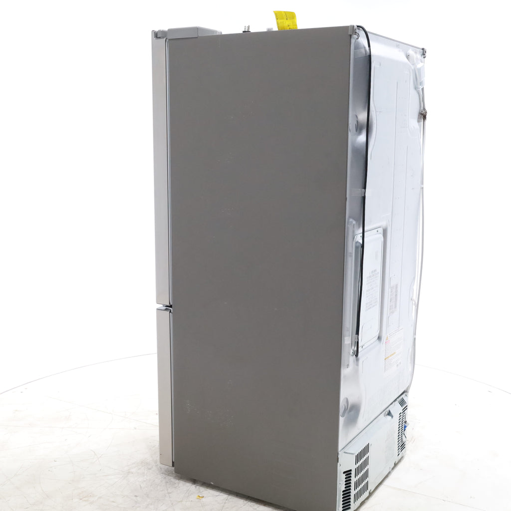 Pictures of 30" Wide Stainless Steel ENERGY STAR LG 21.8 cu. ft. French Door 3 Door Refrigerator with Exterior Water Dispenser - Scratch & Dent - Minor - Neu Appliance Outlet - Discount Appliance Outlet in Austin, Tx