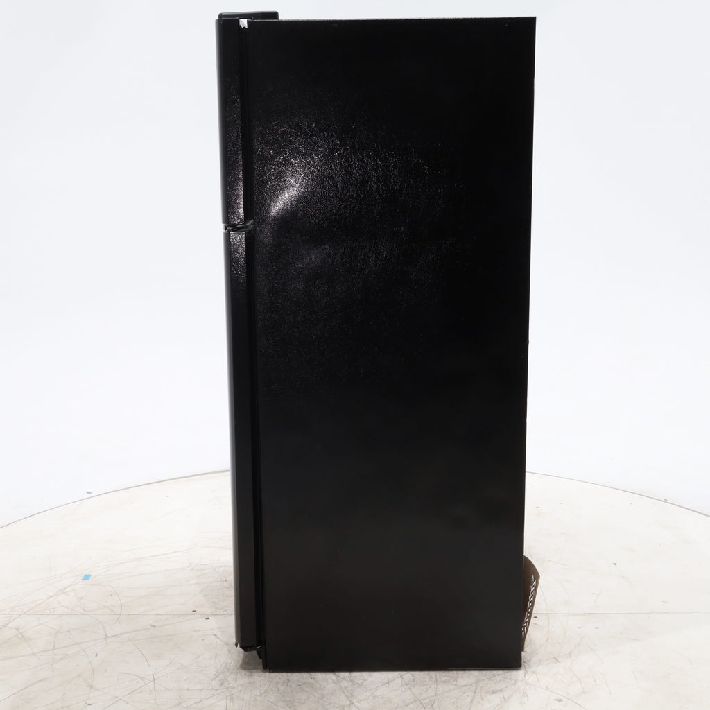 Pictures of 30 in. Wide Black Frigidaire 18 cu. ft. Top Freezer Refrigerator with Reversible Doors - Certified Refurbished - Neu Appliance Outlet - Discount Appliance Outlet in Austin, Tx