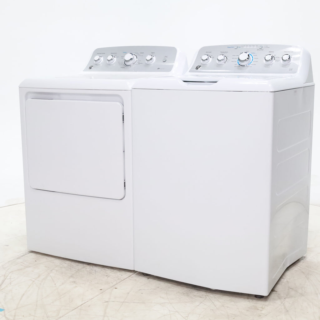 Pictures of ENERGY STAR GE 4.6 cu. ft. Top Load Washing Machine with Stainless Steel Basket and 7.2 cu. ft. Electric Dryer with HE Sensor Dry - Scratch & Dent - Minor - Neu Appliance Outlet - Discount Appliance Outlet in Austin, Tx