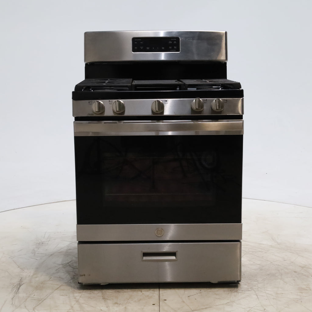 Pictures of Stainless Steel GE 5.0 cu. ft. Freestanding 5 Burner Gas Range with Cast-Iron Grates - Scratch & Dent - Minor - Neu Appliance Outlet - Discount Appliance Outlet in Austin, Tx
