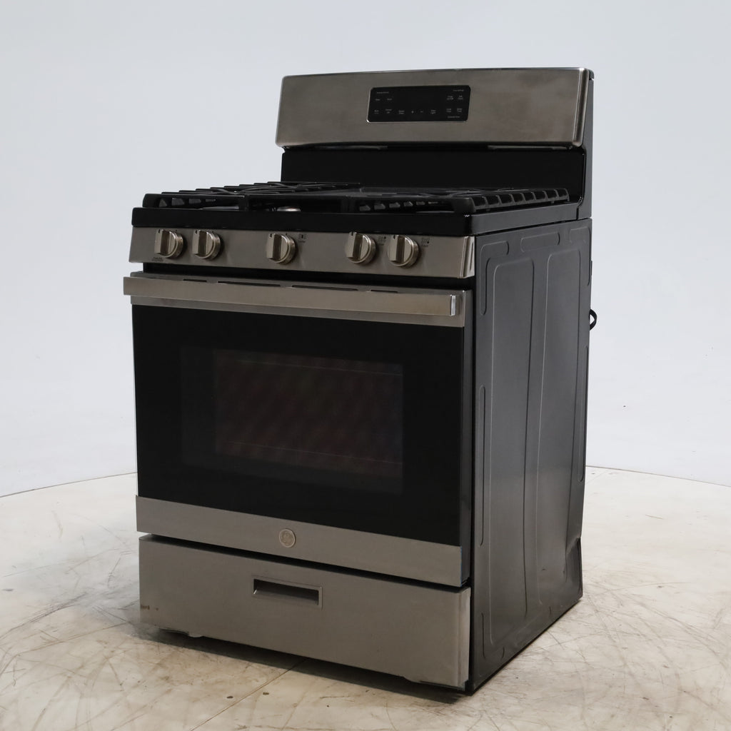 Pictures of Stainless Steel GE 5.0 cu. ft. Freestanding 5 Burner Gas Range with Cast-Iron Grates - Scratch & Dent - Minor - Neu Appliance Outlet - Discount Appliance Outlet in Austin, Tx