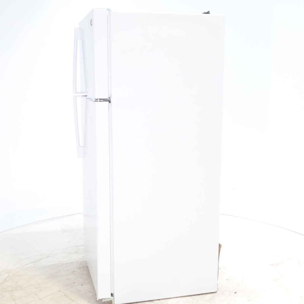 Pictures of 28" Wide GE 17.5 Cu. Ft. Top-Freezer Refrigerator with Adjustable Shelving- Certified Refurbished - Neu Appliance Outlet - Discount Appliance Outlet in Austin, Tx