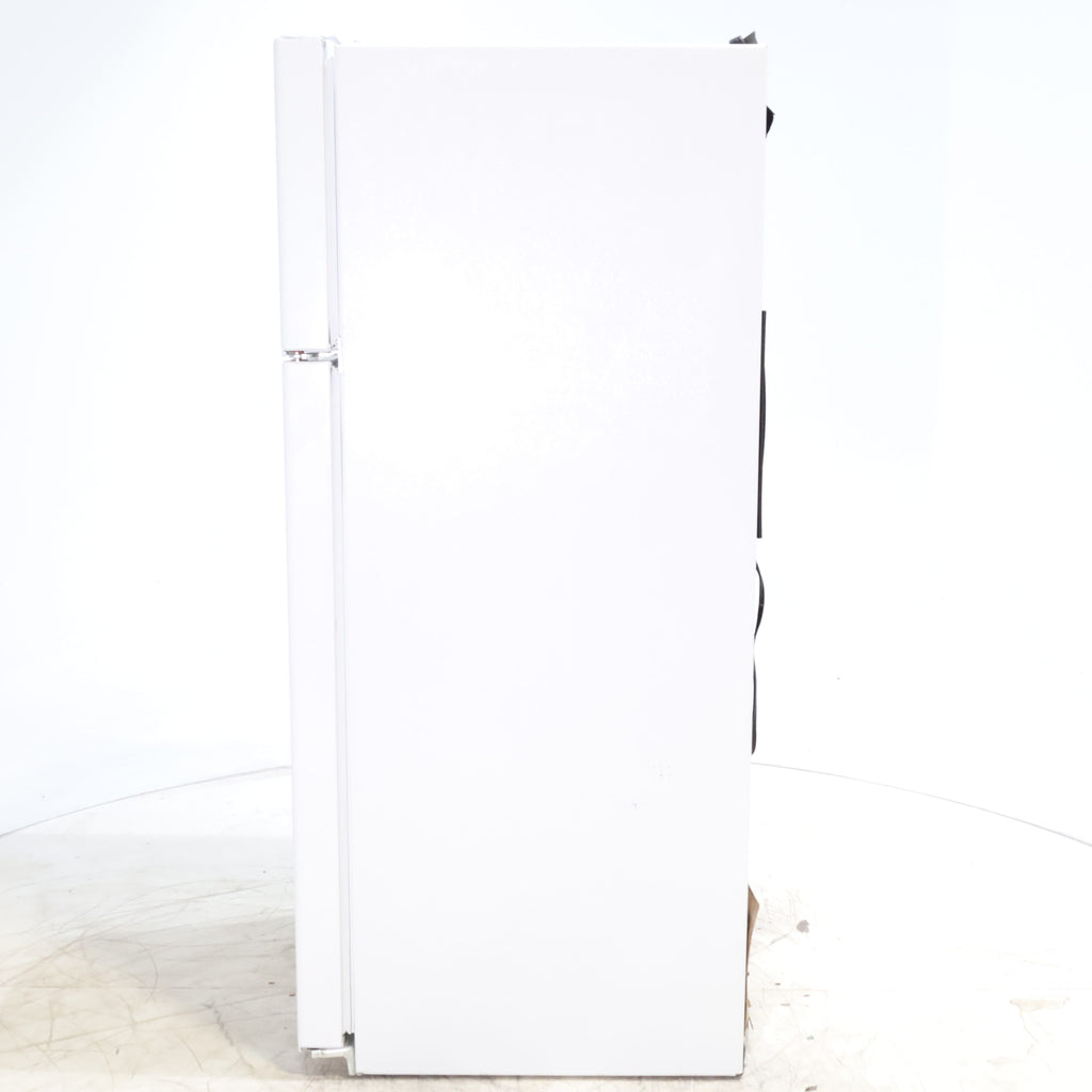 Pictures of 28" Wide GE 17.5 Cu. Ft. Top-Freezer Refrigerator with Adjustable Shelving- Certified Refurbished - Neu Appliance Outlet - Discount Appliance Outlet in Austin, Tx