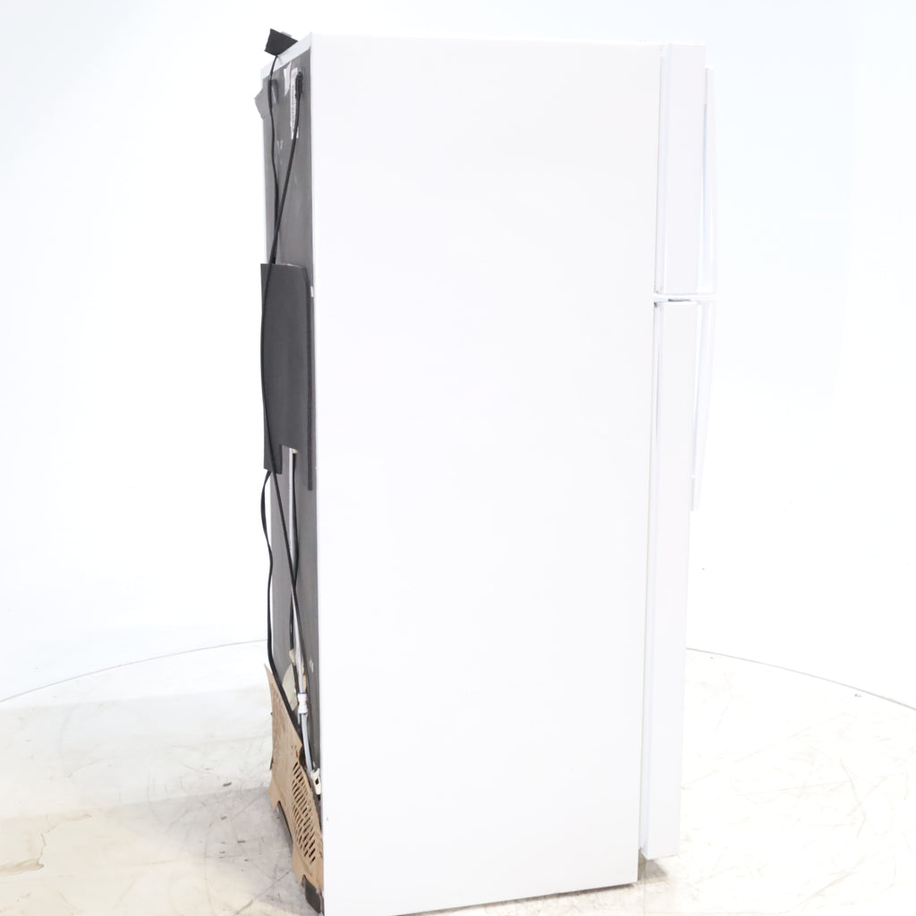 Pictures of 28" Wide GE 17.5 Cu. Ft. Top-Freezer Refrigerator with Adjustable Shelving- Certified Refurbished - Neu Appliance Outlet - Discount Appliance Outlet in Austin, Tx