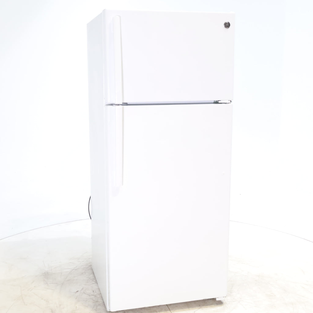 Pictures of 28" Wide GE 17.5 Cu. Ft. Top-Freezer Refrigerator with Adjustable Shelving- Certified Refurbished - Neu Appliance Outlet - Discount Appliance Outlet in Austin, Tx