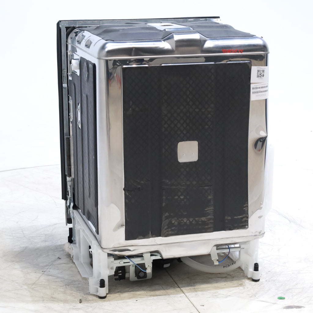 Pictures of Standard 24 in. Fingerprint Resistant Whirlpool Built In Dishwasher with 3rd Rack - Scratch & Dent - Minor - Neu Appliance Outlet - Discount Appliance Outlet in Austin, Tx