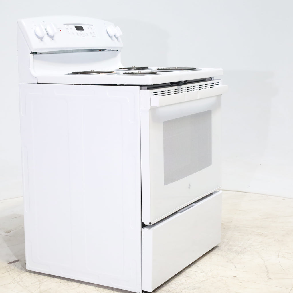 Pictures of White GE 5.0 cu. ft. Freestanding 4 Heating Element Electric Range with Dual Element Baking - Scratch & Dent - Minor - Neu Appliance Outlet - Discount Appliance Outlet in Austin, Tx