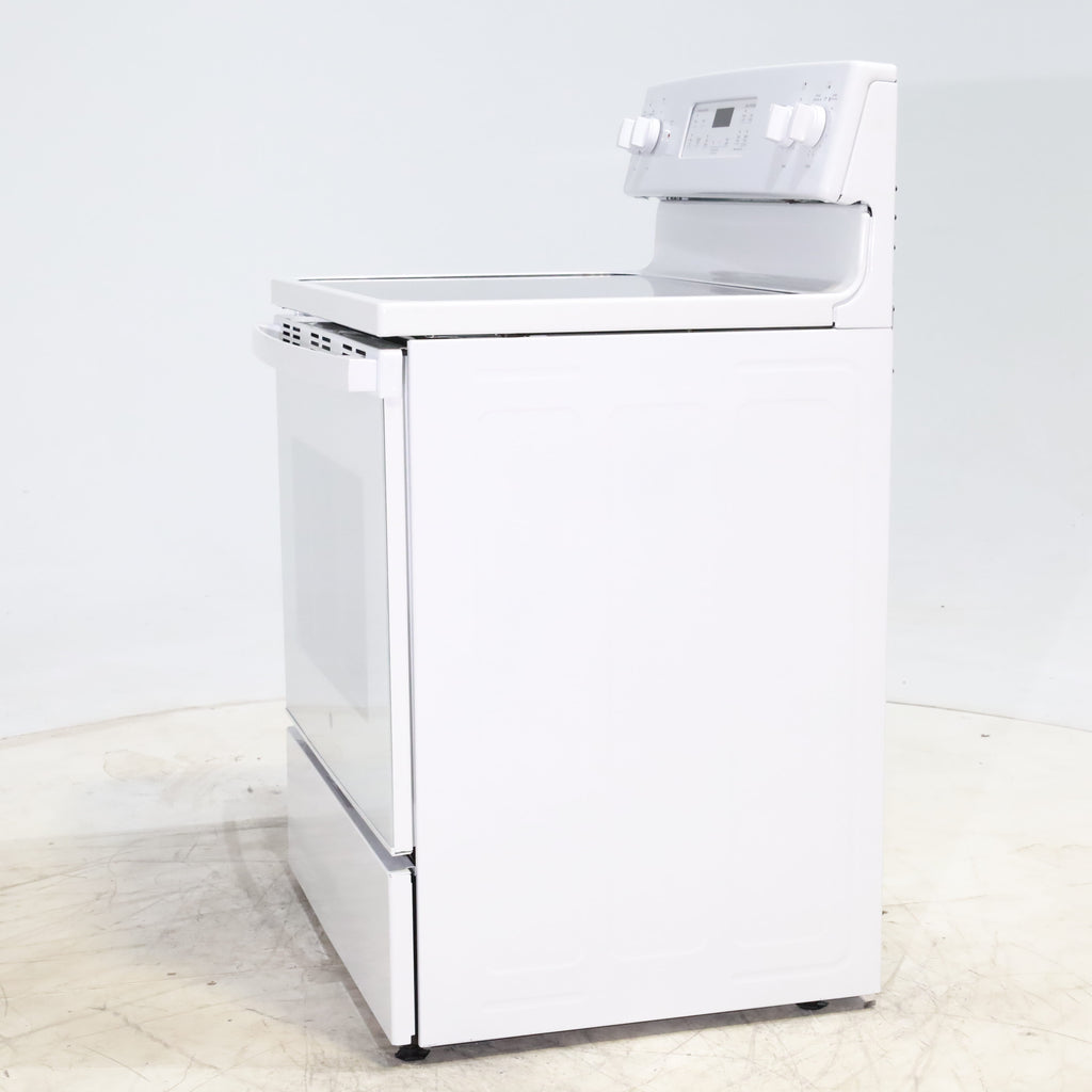 Pictures of White GE 5.3 cu. ft. 4 Element Freestanding Electric Range with Dual Element Baking - Scratch & Dent - Minor - Neu Appliance Outlet - Discount Appliance Outlet in Austin, Tx
