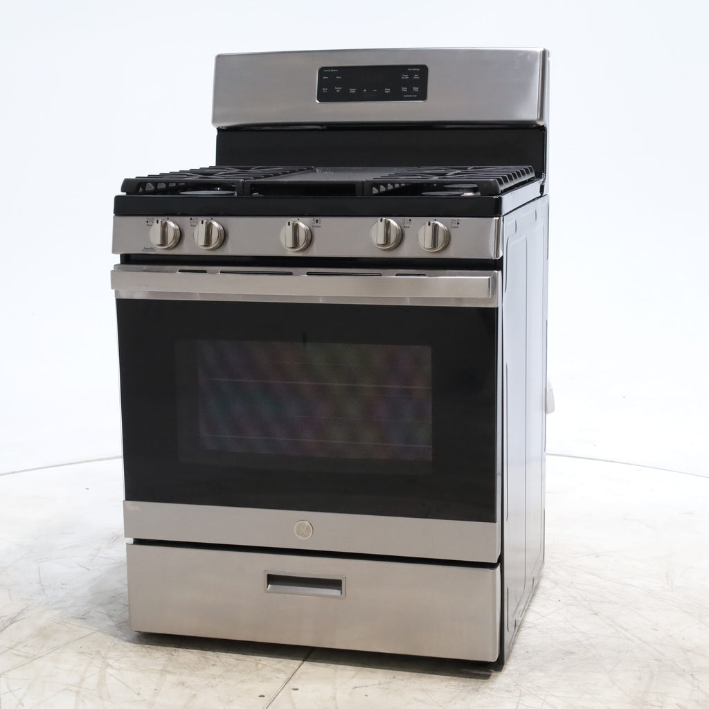 Pictures of Stainless Steel GE 5.0 cu. ft. Freestanding 5 Burner Gas Range with Cast-Iron Grates - Scratch & Dent - Minor - Neu Appliance Outlet - Discount Appliance Outlet in Austin, Tx