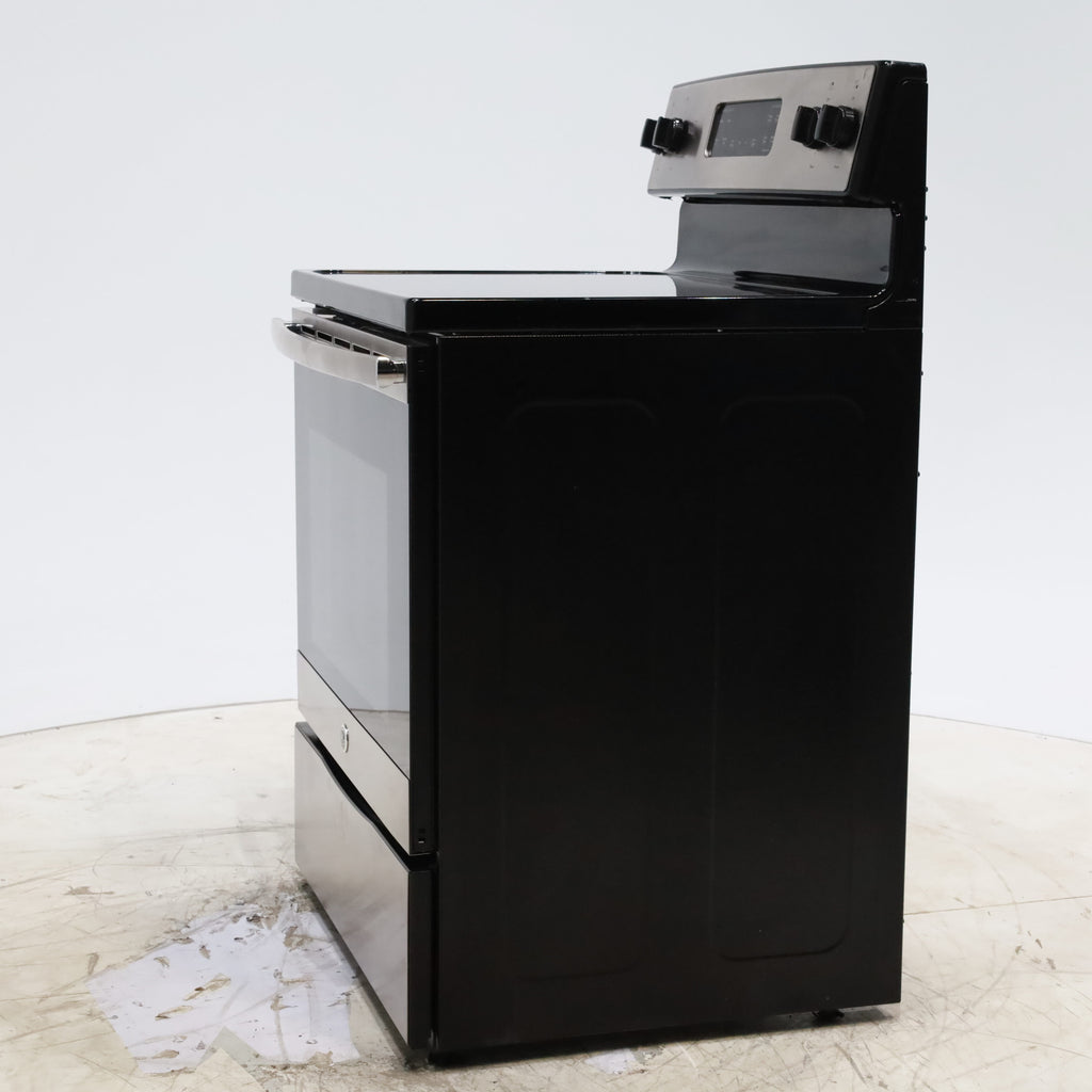 Pictures of GE Stainless Steel & Black Free-Standing Electric Range with 8" Power Boil Element - Certified Refurbished - Neu Appliance Outlet - Discount Appliance Outlet in Austin, Tx