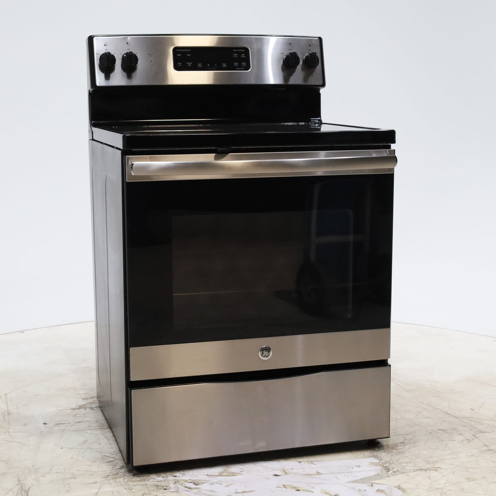 Pictures of GE Stainless Steel & Black Free-Standing Electric Range with 8" Power Boil Element - Certified Refurbished - Neu Appliance Outlet - Discount Appliance Outlet in Austin, Tx