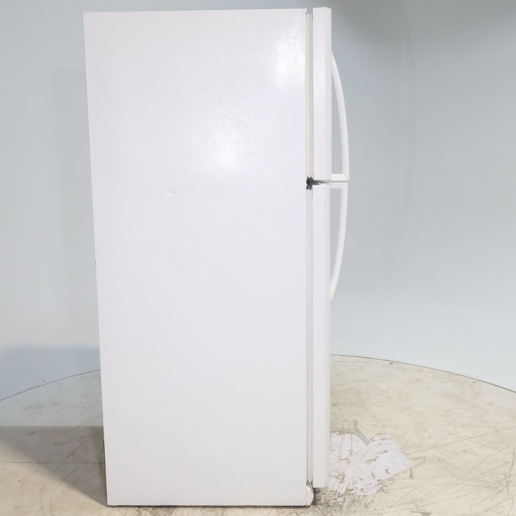 Pictures of 30 in. Wide White Frigidaire 20.4 cu. ft. Top Freezer Refrigerator with Reversible Doors - Certified Refurbished - Neu Appliance Outlet - Discount Appliance Outlet in Austin, Tx