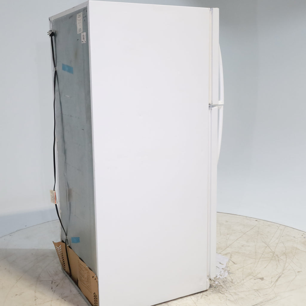 Pictures of 30 in. Wide White Frigidaire 20.4 cu. ft. Top Freezer Refrigerator with Reversible Doors - Certified Refurbished - Neu Appliance Outlet - Discount Appliance Outlet in Austin, Tx