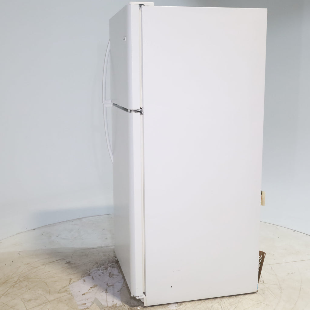 Pictures of 30 in. Wide White Frigidaire 20.4 cu. ft. Top Freezer Refrigerator with Reversible Doors - Certified Refurbished - Neu Appliance Outlet - Discount Appliance Outlet in Austin, Tx