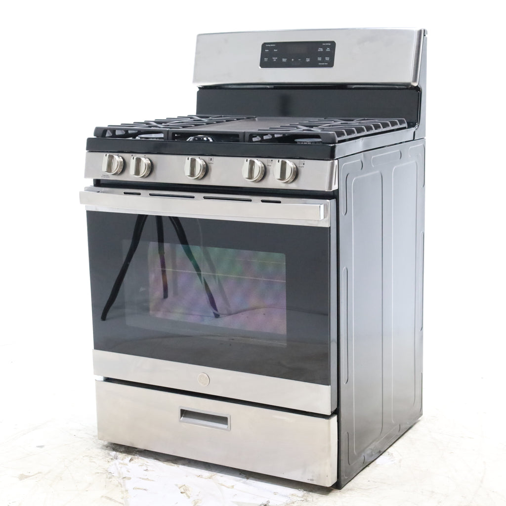 Pictures of Stainless Steel GE 5.0 cu. ft. Freestanding 5 Burner Gas Range with Cast-Iron Grates - Scratch & Dent - Minor - Neu Appliance Outlet - Discount Appliance Outlet in Austin, Tx