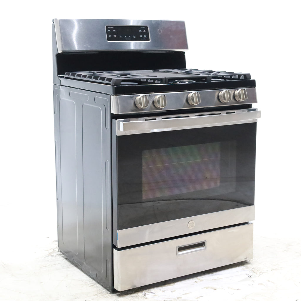 Pictures of Stainless Steel GE 5.0 cu. ft. Freestanding 5 Burner Gas Range with Cast-Iron Grates - Scratch & Dent - Minor - Neu Appliance Outlet - Discount Appliance Outlet in Austin, Tx