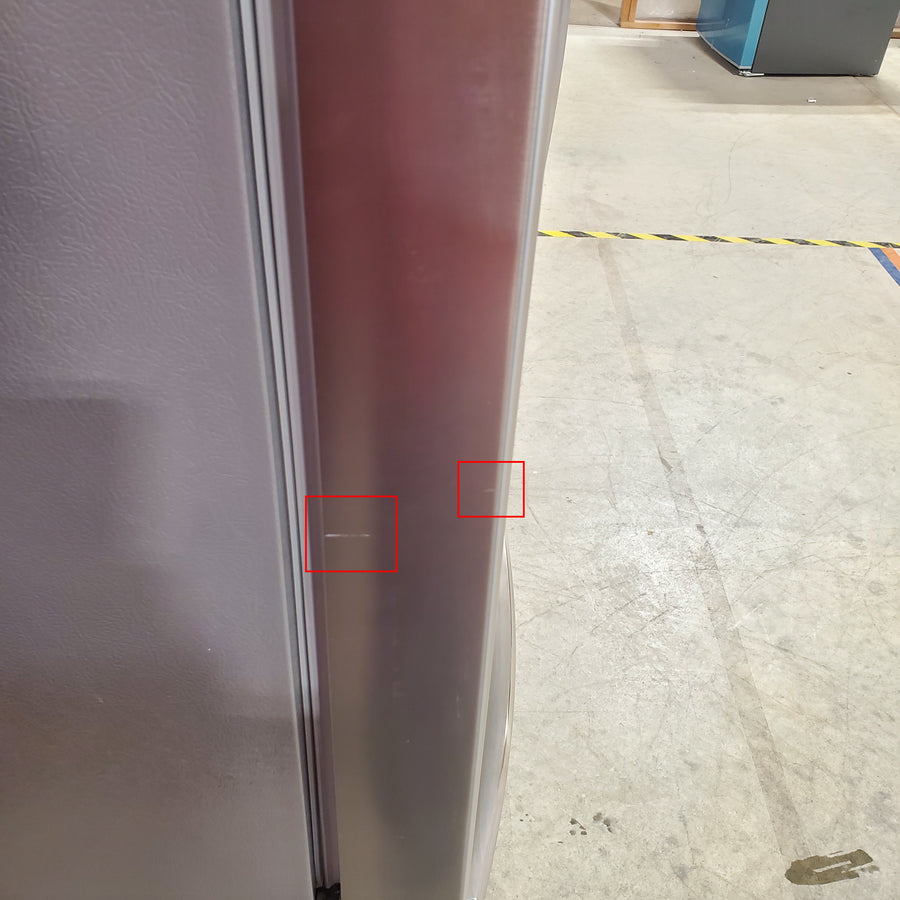Frigidaire 27.8-cu ft ENERGY STAR French Door Refrigerator with Dual Ice Maker in Fingerprint Resistant Stainless Steel 3SD1059 - GRFS2853AF - Scratch & Dent (Moderate)