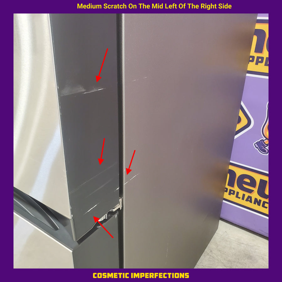 Samsung Bespoke 3-Door French Door Refrigerator (30 cu. ft.) with Beverage Center™ in Stainless Steel with Auto Fill Water Pitcher 251311SD1004 - RF30BB6600QL - Scratch & Dent (Major)