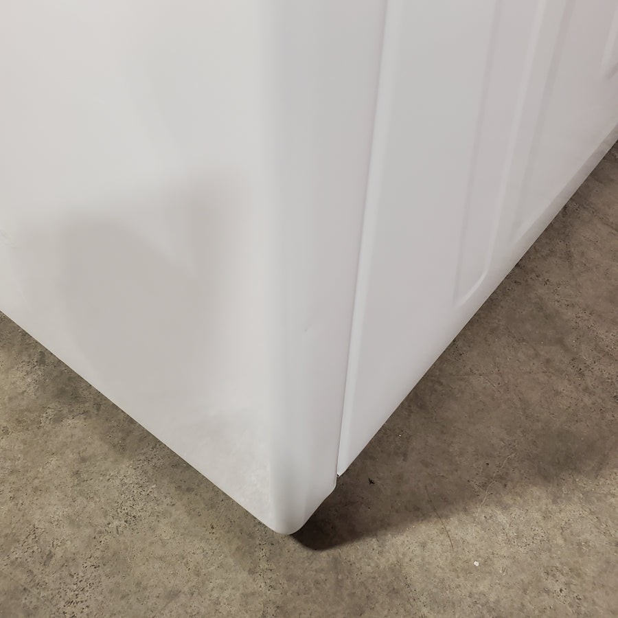 Whirlpool White Electric Extra Large 7.0 Cu. Ft. Dryer with Wrinkle Shield 22121517 - WED4815EW - Scratch & Dent (Minor)