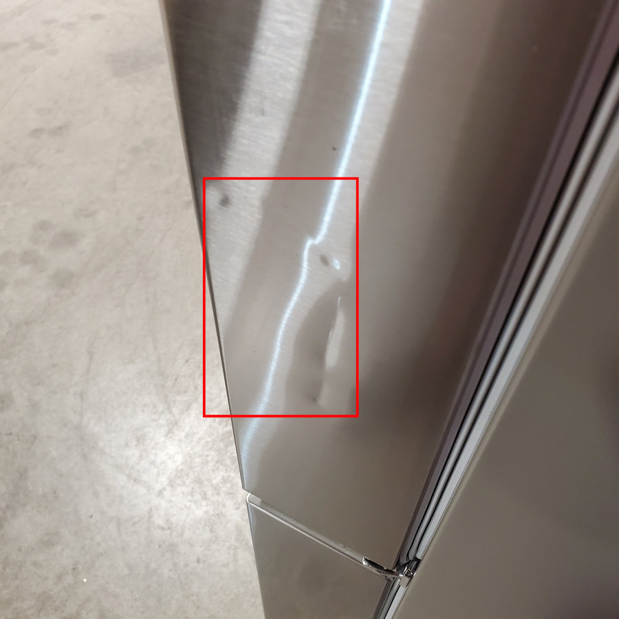 LG 27 cu. ft. Smart Counter-Depth MAX™ French Door Refrigerator with Linear Cooling™ and Internal Water Dispenser 22121512 - LRFLC2706S - Scratch & Dent (Moderate)