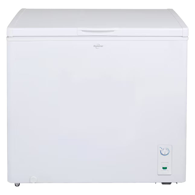 Koolatron 7-cu ft Chest Freezer ENERGY STAR Certified in White KTCF195 - Scratch & Dent (Moderate)